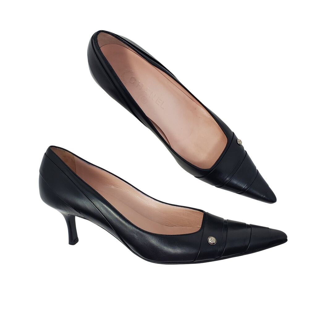 Vintage Y2K Chanel Black Leather Pointed Toe Kitten Heel CC Button Pumps EU 38.5